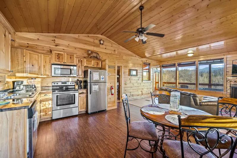 Property image, Interior, of Love Me Tender