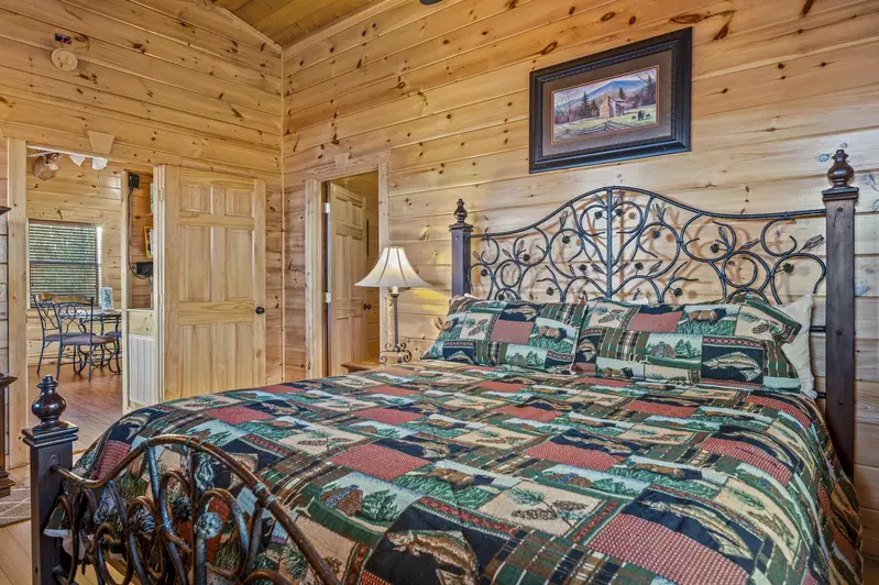 Property image, Interior, of Love Me Tender