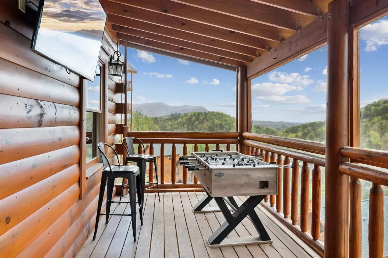 Property image, Interior, of Splash Mountain Lodge
