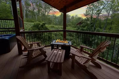 Property image, Exterior, of Big Sky Lodge