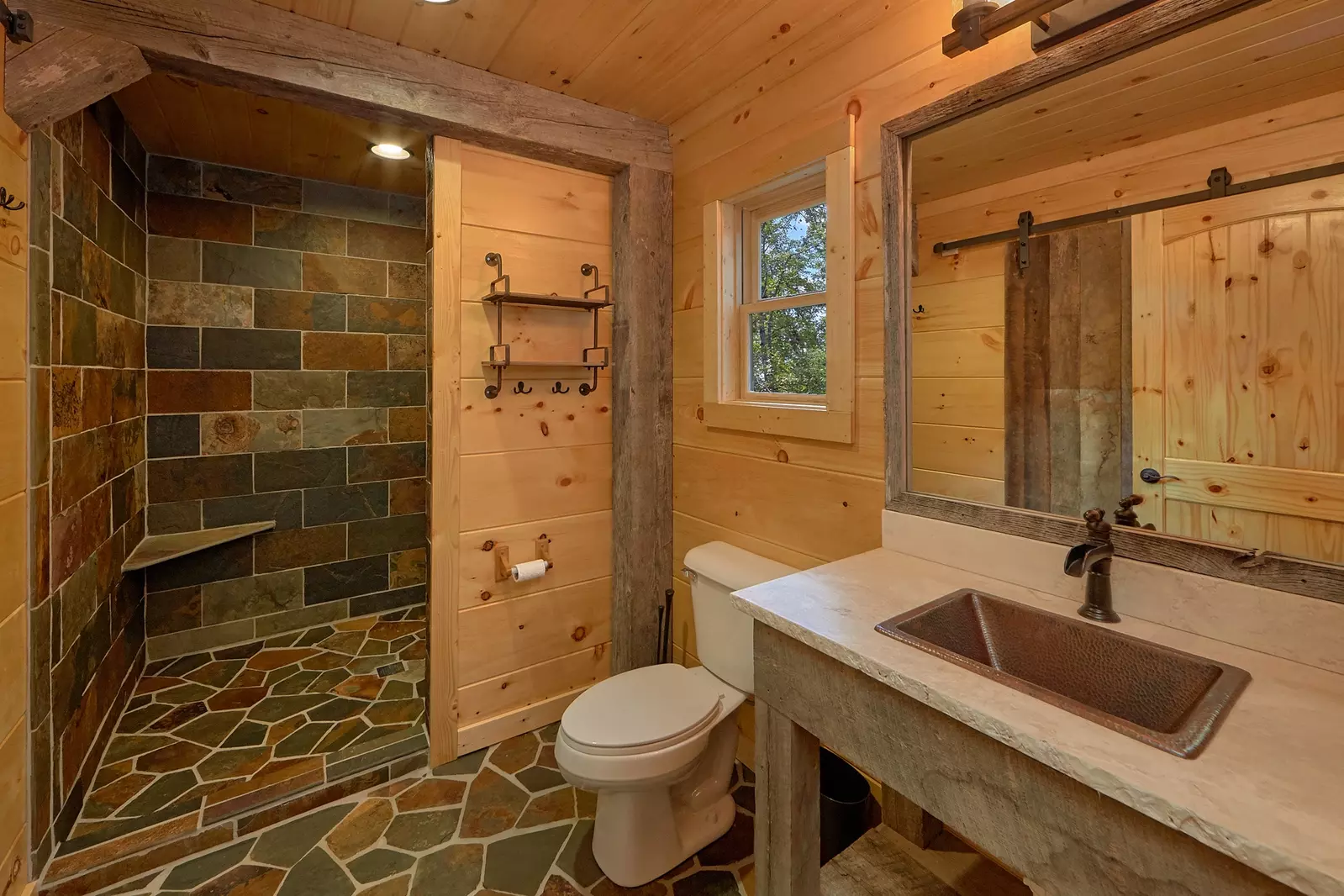 Property image, Exterior, of Big Sky Lodge