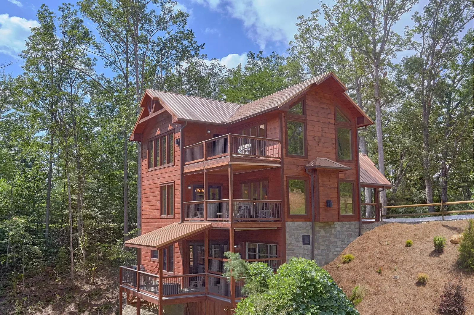 Property image, Exterior, of Big Sky Lodge