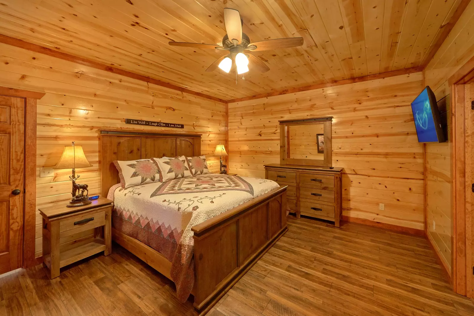 Property image, Interior, of Summit Pool Lodge
