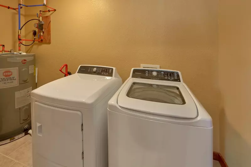 Property image, Interior, of Summit Pool Lodge