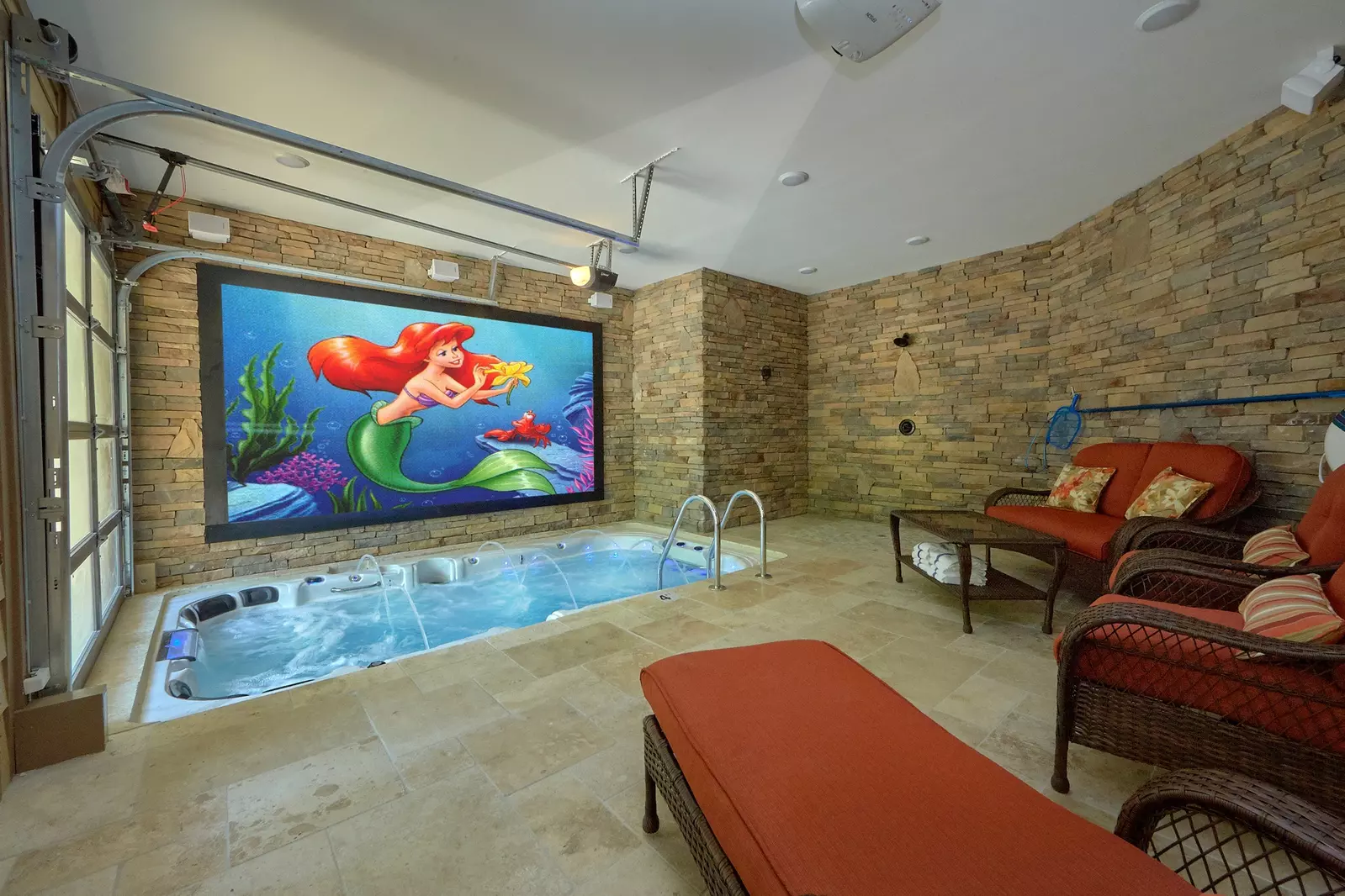 Property image, Exterior, of Poolin Around