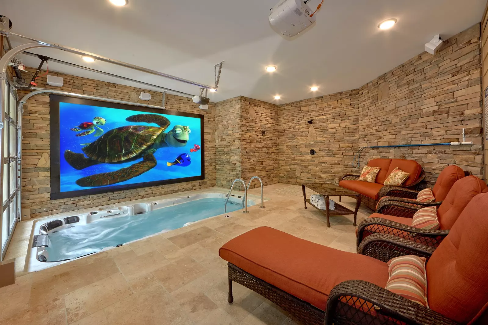 Property image, Interior, of Poolin Around