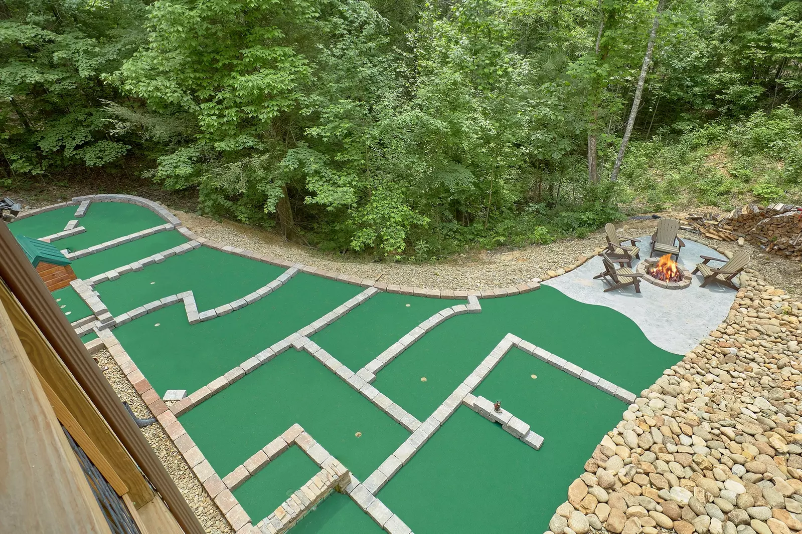 Property image, Interior, of Poolin Around