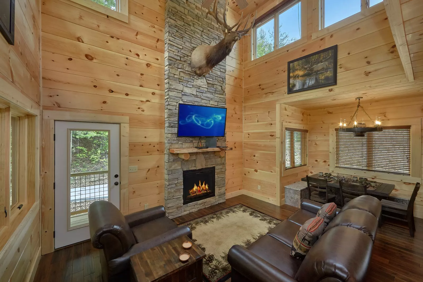 Property image, Interior, of Poolin Around