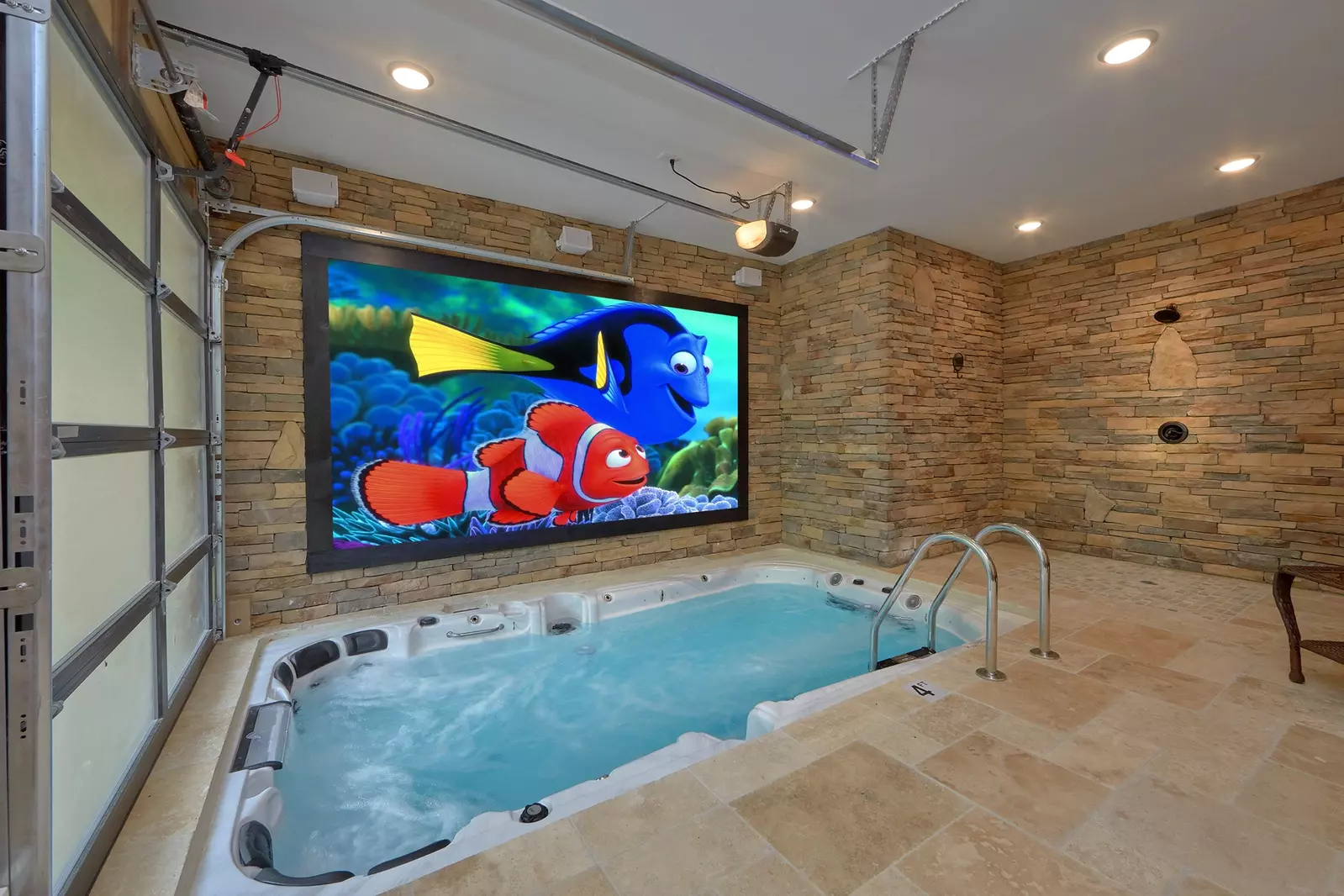 Property image, Interior, of Poolin Around