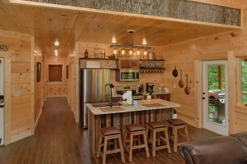 Property image, Interior, of Poolin Around