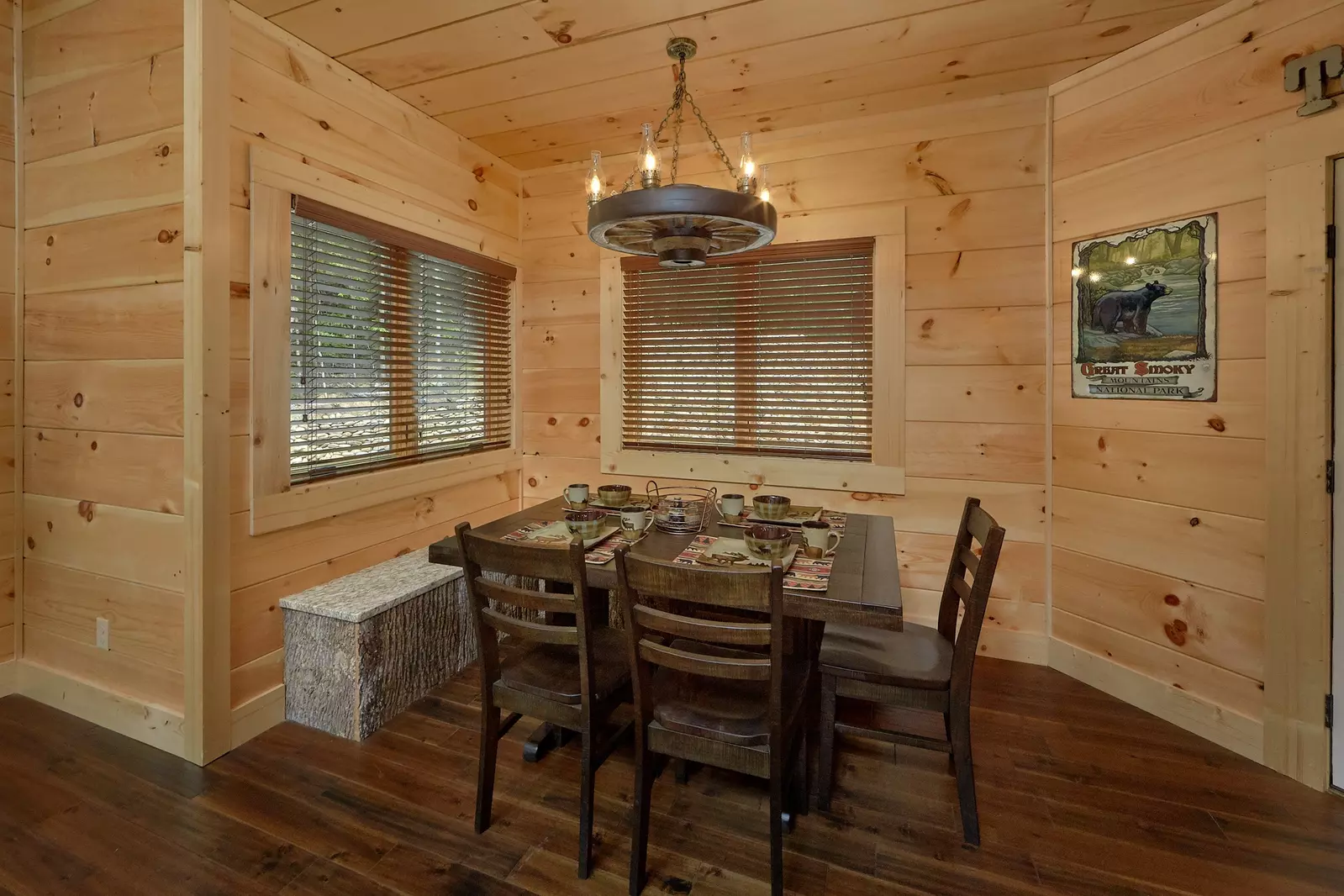 Property image, Interior, of Poolin Around