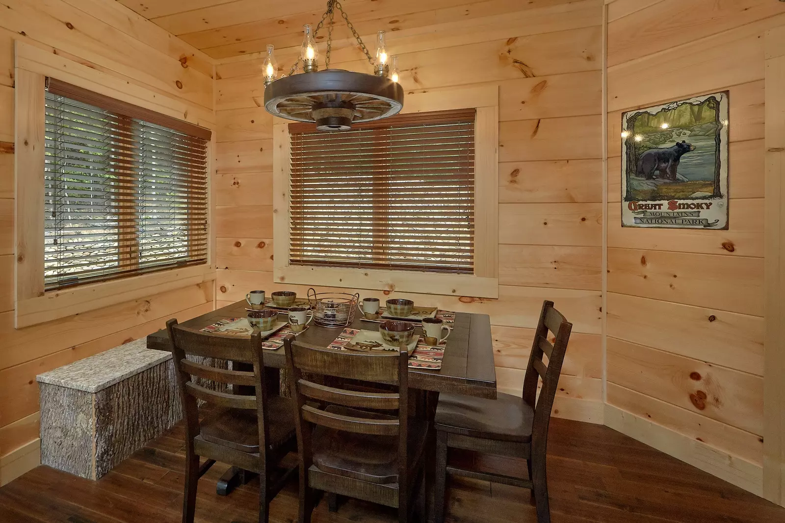 Property image, Interior, of Poolin Around