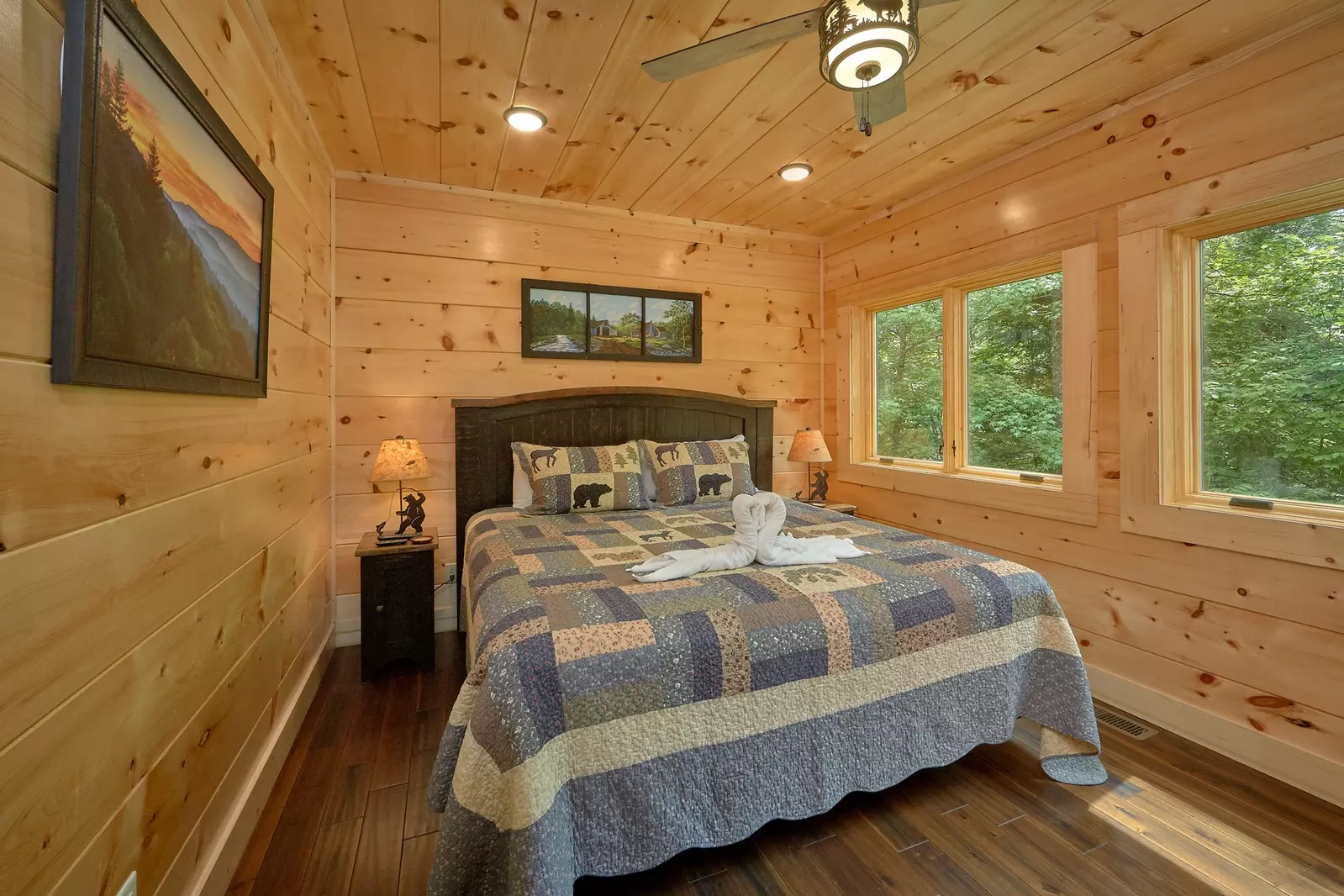 Property image, Interior, of Poolin Around