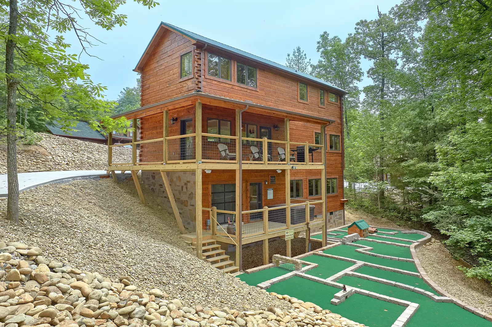 Property image, Interior, of Poolin Around