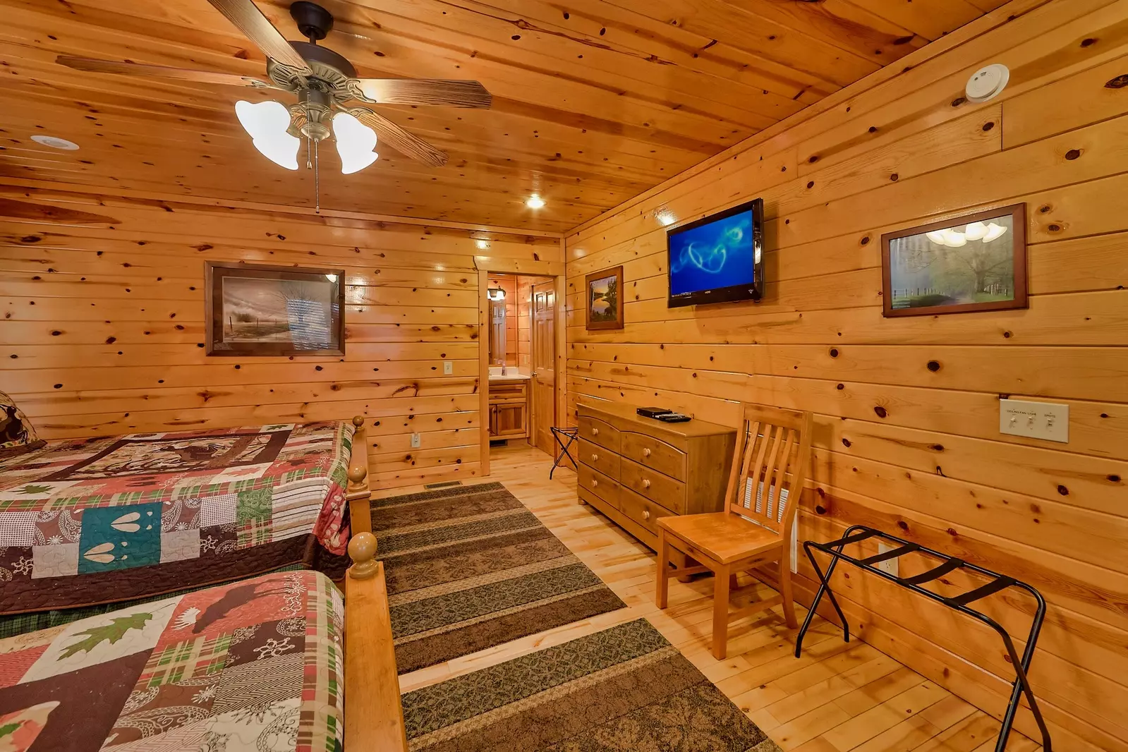 Property image, Interior, of Smoky Ridge View