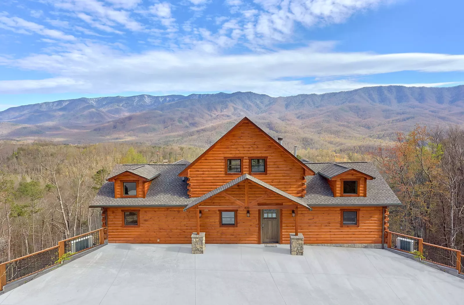Property image, Interior, of Misty Mountain Adventure Lodge