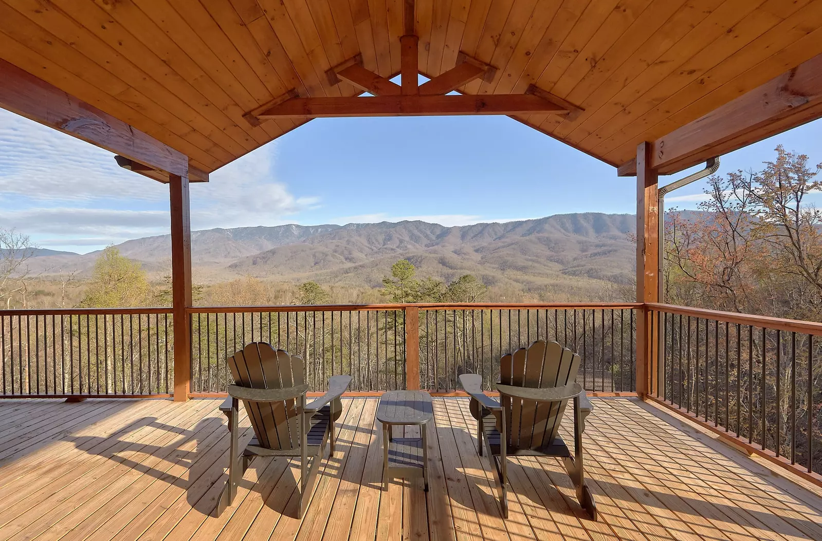 Property image, Interior, of Misty Mountain Adventure Lodge