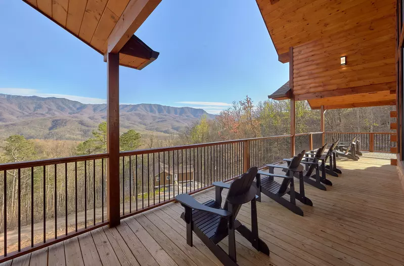 Property image, Interior, of Misty Mountain Adventure Lodge