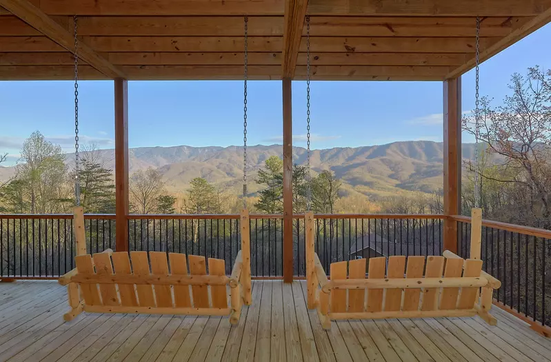Property image, Interior, of Misty Mountain Adventure Lodge