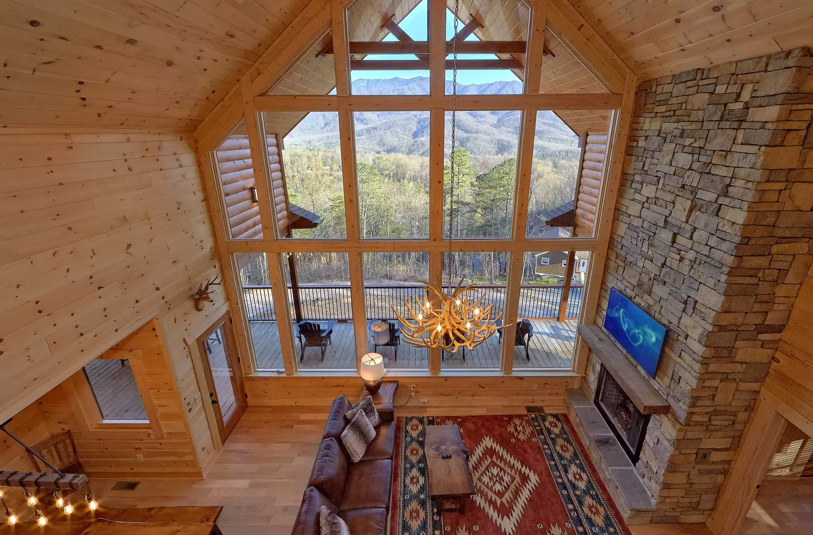 Property image, Interior, of Misty Mountain Adventure Lodge
