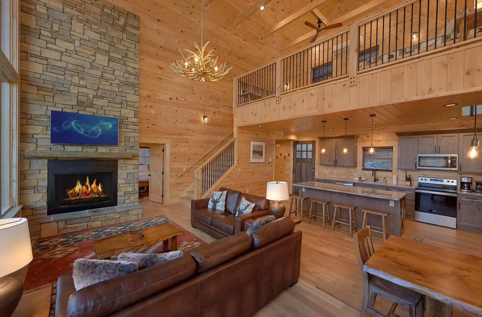 Property image, Interior, of Misty Mountain Adventure Lodge