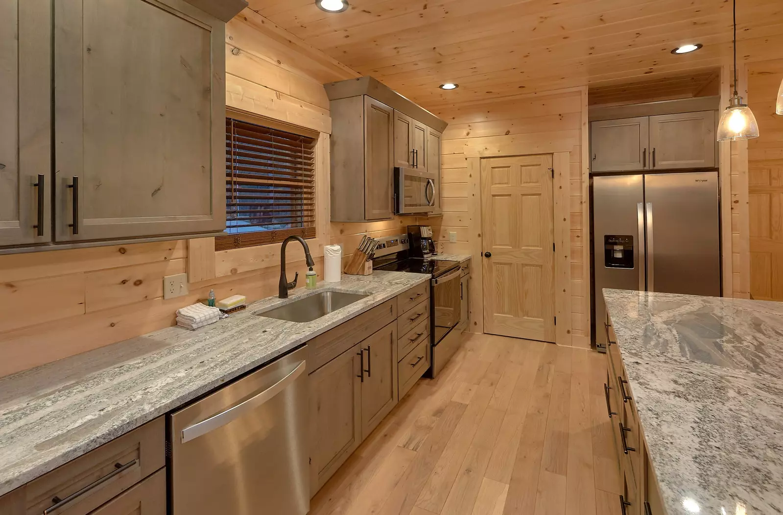 Property image, Interior, of Misty Mountain Adventure Lodge