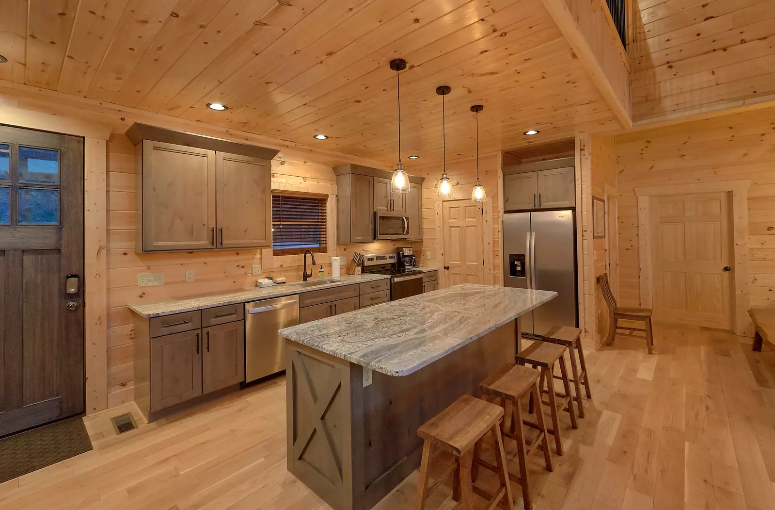 Property image, Interior, of Misty Mountain Adventure Lodge