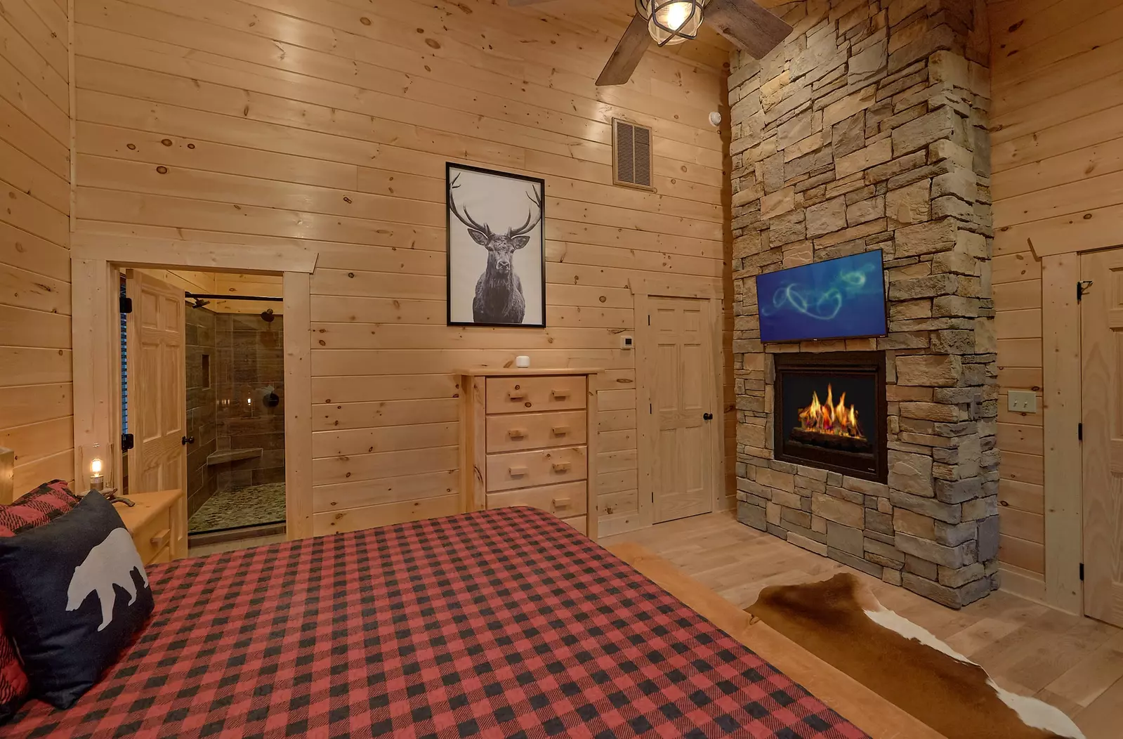Property image, Interior, of Misty Mountain Adventure Lodge