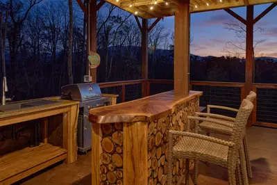 Property image, Interior, of Rustic Ridge