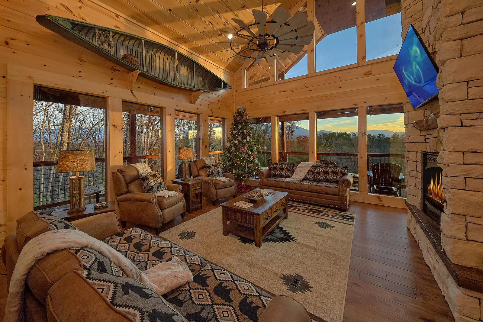 Property image, Interior, of Rustic Ridge