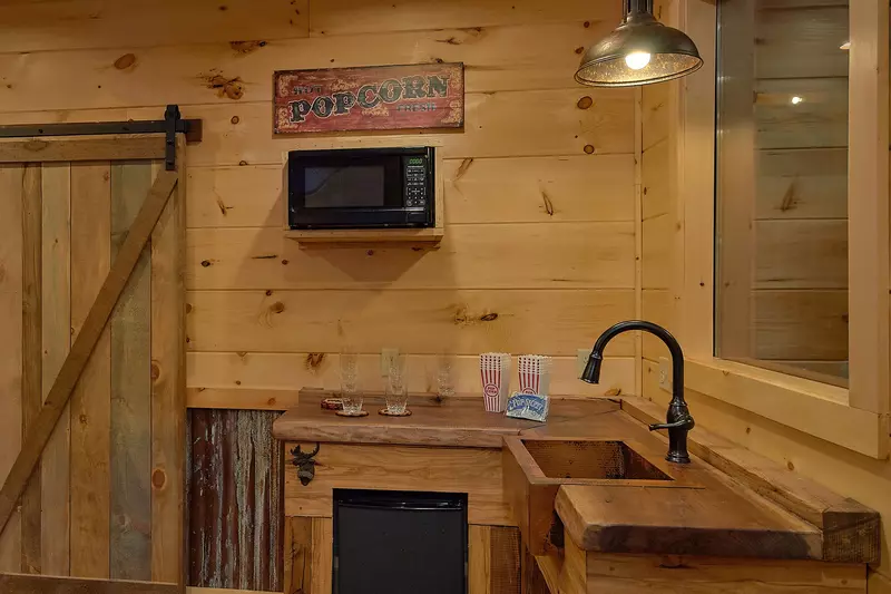 Property image, Interior, of Rustic Ridge