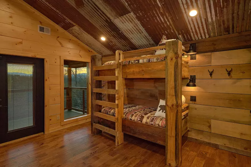 Property image, Interior, of Rustic Ridge