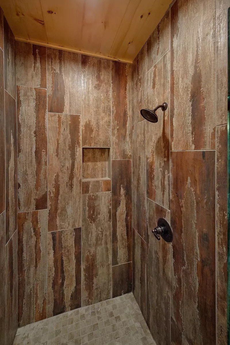 Property image, Interior, of Rustic Ridge