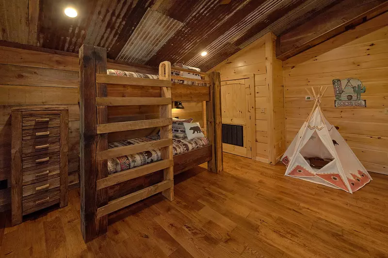 Property image, Interior, of Rustic Ridge