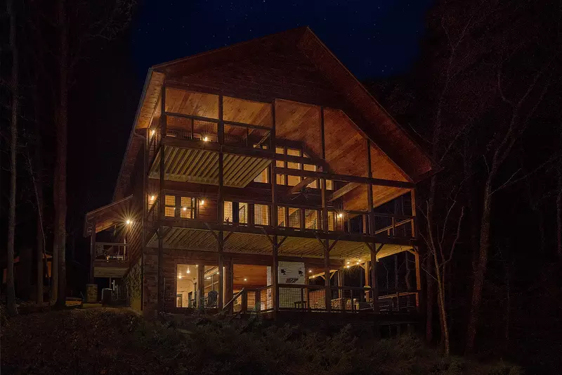 Property image, Interior, of Rustic Ridge