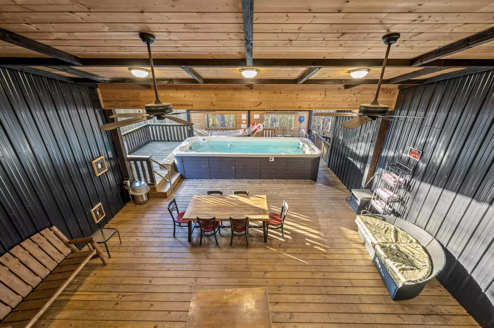 Property image, Exterior, of The Swiminn Place