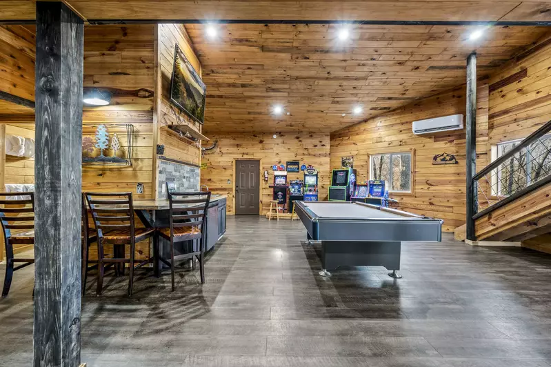 Property image, Interior, of The Swiminn Place