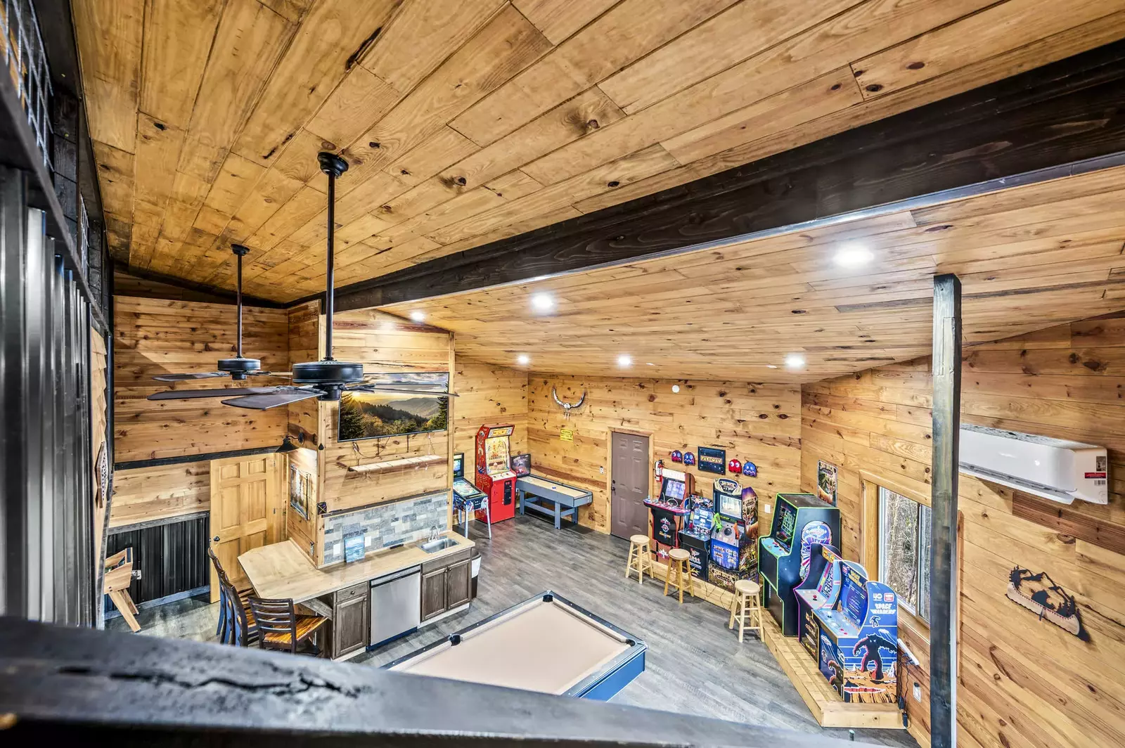 Property image, Interior, of The Swiminn Place