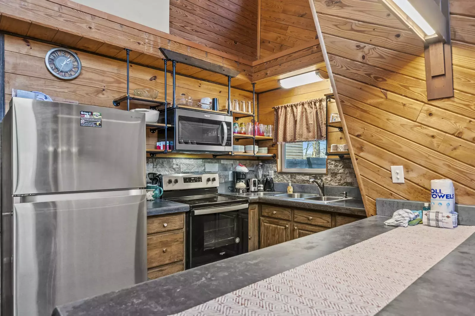 Property image, Interior, of The Swiminn Place
