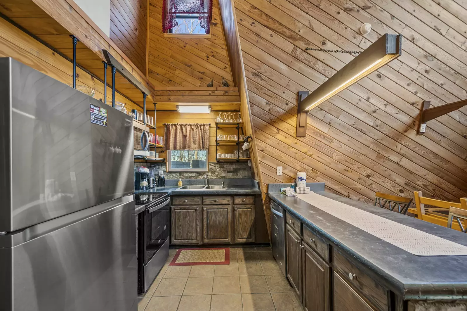 Property image, Interior, of The Swiminn Place