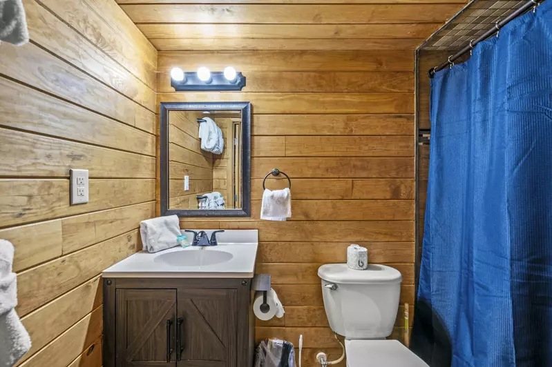Property image, Interior, of The Swiminn Place