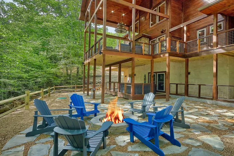 Property image, Interior, of Livin The Dream