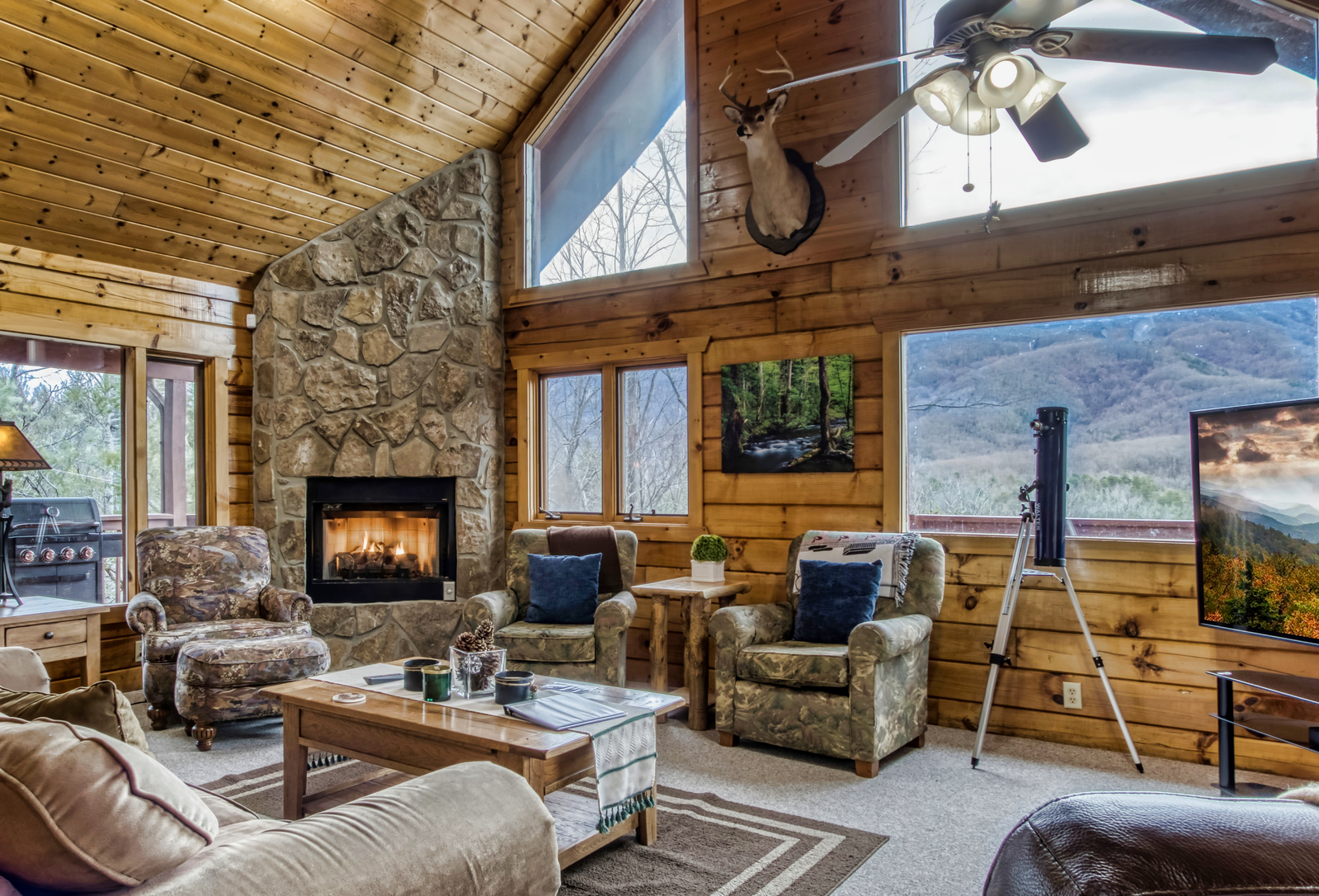 Property image, Interior, of Mountain Haven