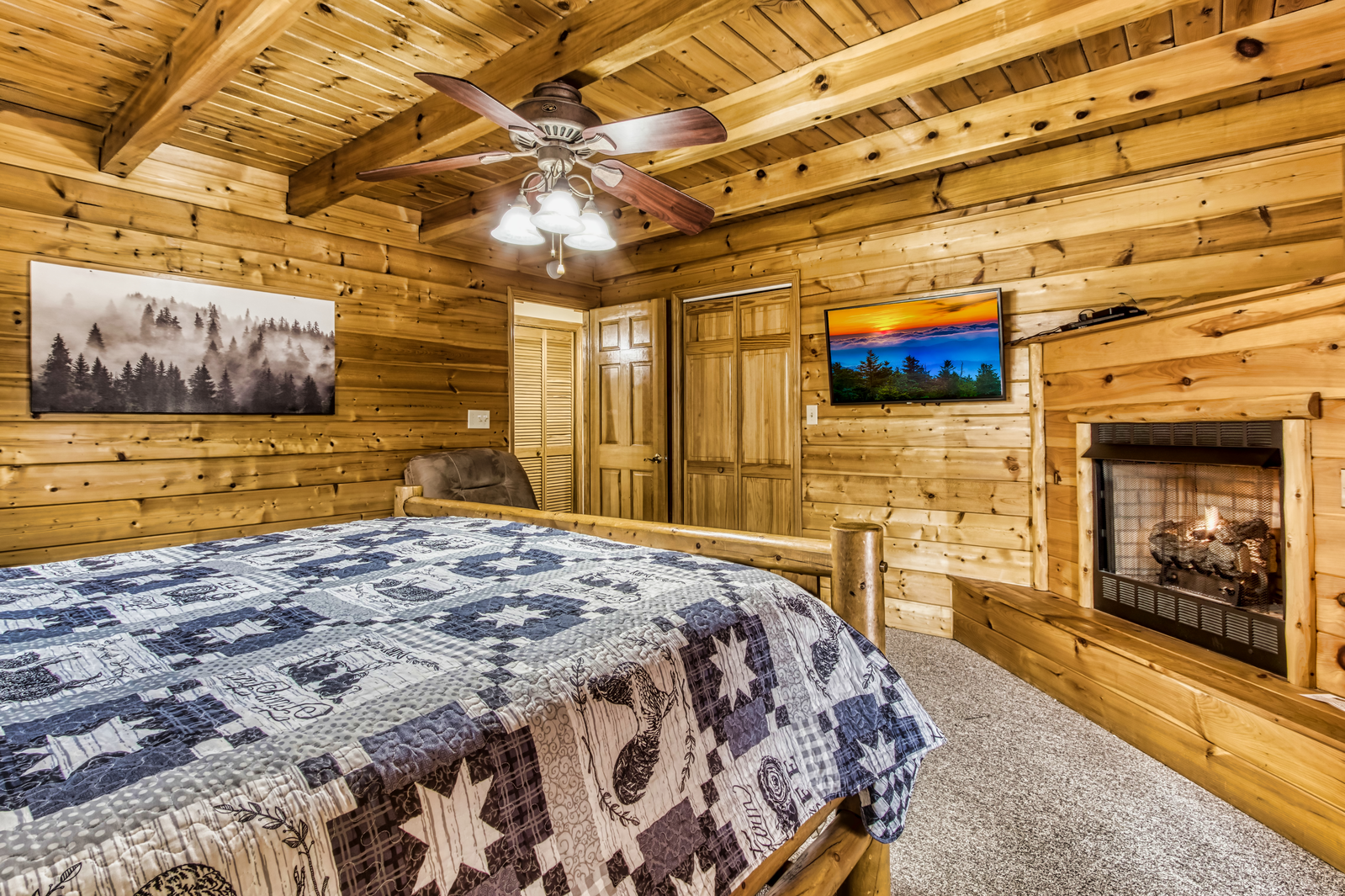 Property image, Interior, of Mountain Haven