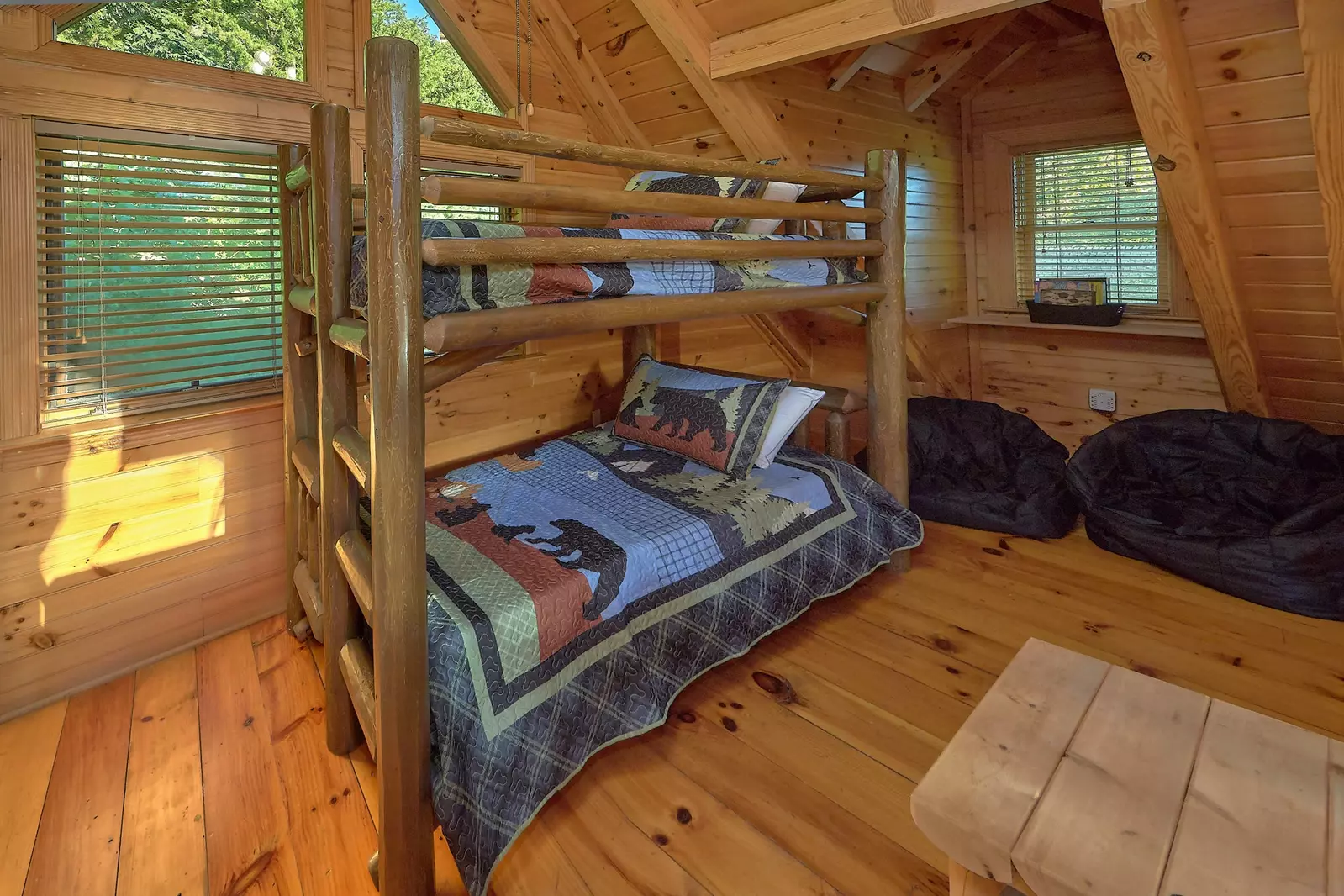 Property image, Interior, of Camp Cozy