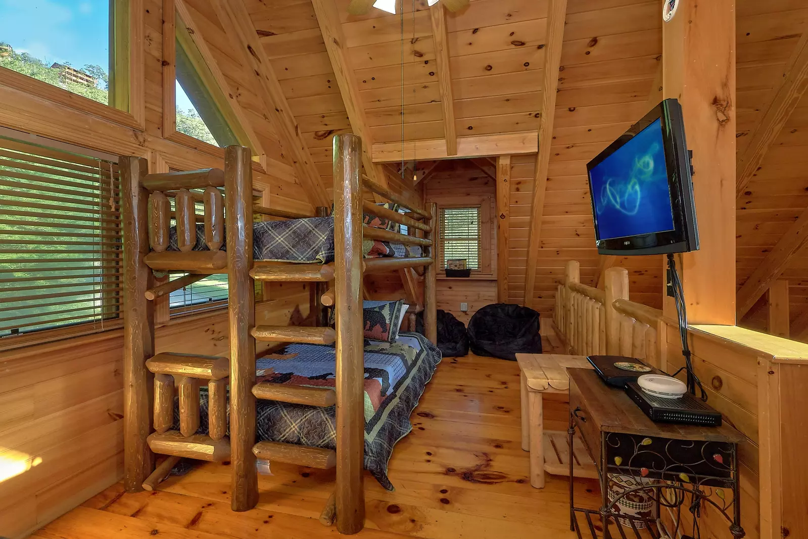 Property image, Interior, of Camp Cozy
