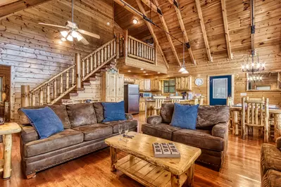 Property image, Interior, of Hang Tenn