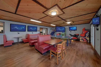 Property image, Interior, of The Skybox Lodge