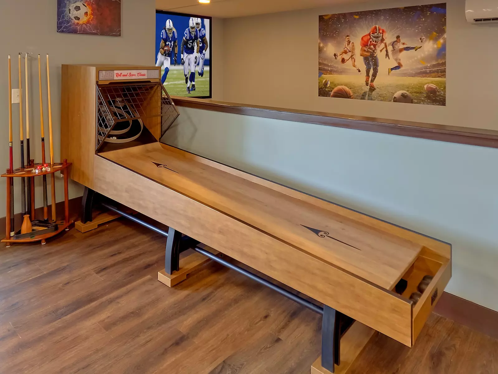 Property image, Interior, of The Skybox Lodge