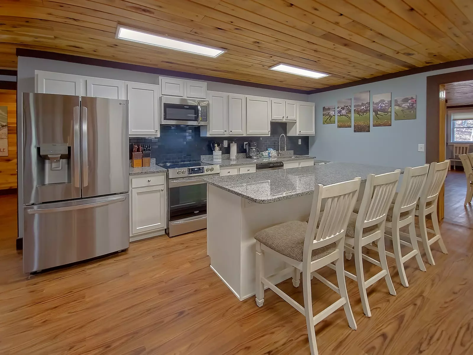 Property image, Interior, of The Skybox Lodge